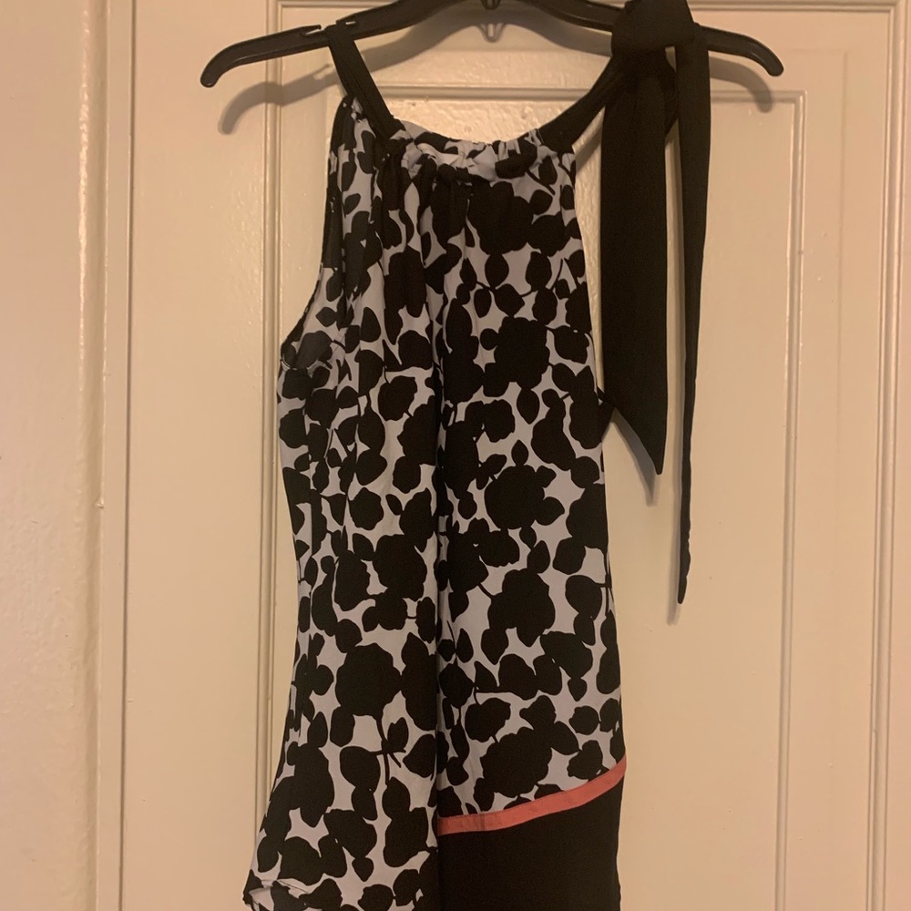 NY&Co Top